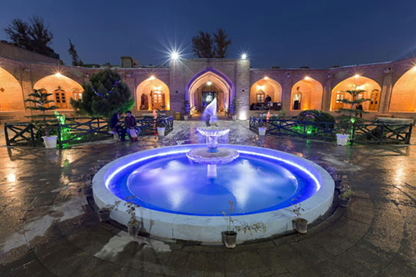 کاروانسرای شاه عباسی 